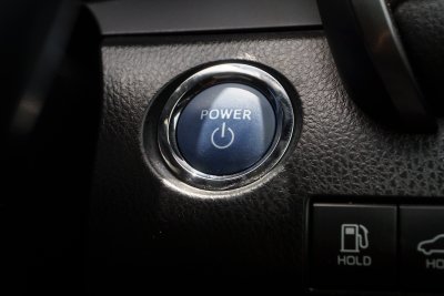 TOYOTA CAMRY 2.5 HYBRID ปี2021 (ขน3309)