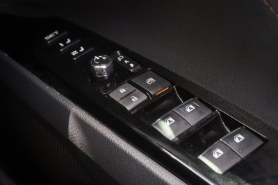 TOYOTA CAMRY 2.5 HYBRID ปี2021 (ขน3309)