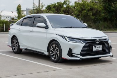 TOYOTA YARIS ATIV 1.2 PREMIUM ปี2023 (กษ4406)