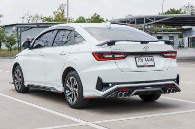 TOYOTA YARIS ATIV 1.2 PREMIUM ปี2023 (กษ4406)