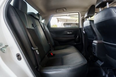 TOYOTA YARIS ATIV 1.2 PREMIUM ปี2023 (กษ4406)