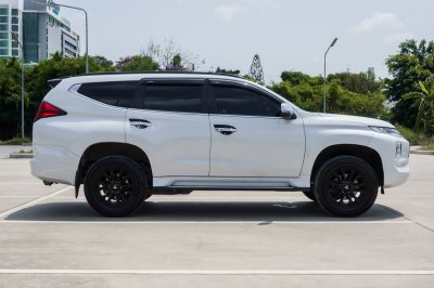 MITSUBISHI PAJERO 2.4 GT PREMIUM ELITE EDITION ปี2022 (3ขฆ2122)