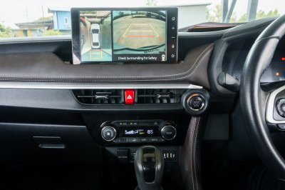 TOYOTA YARIS ATIV 1.2 PREMIUM ปี2023 (กษ4406)