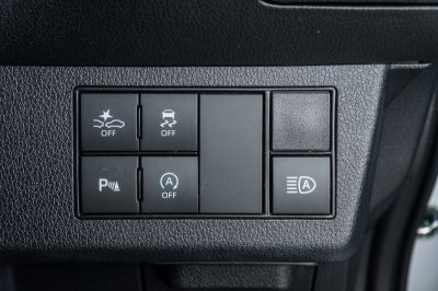 TOYOTA YARIS ATIV 1.2 PREMIUM ปี2023 (กษ4406)