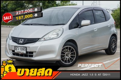 HONDA JAZZ 1.5 S AT ปี2011 (ญว1395)