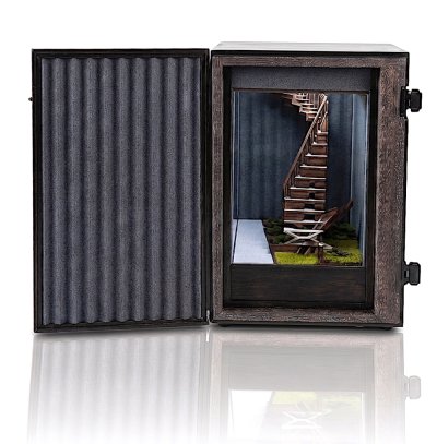 Model case