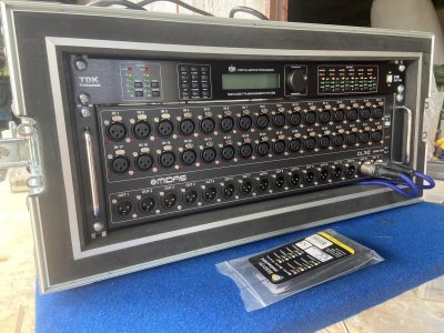กล่องใส่ Midas DL 32