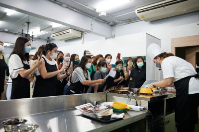 สัมนาและ work shop กับเชฟนุ่น so sweet
