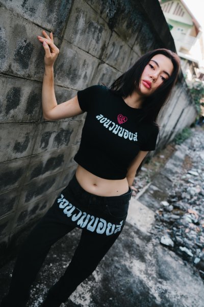 LNB - ตอแหล BABY TEE (ดำ)