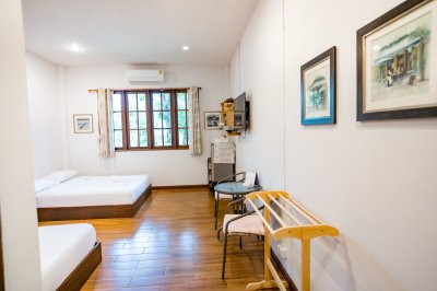 บ้านสาริกาวอเตอร์ฟอลวิว