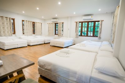 บ้านสาริกาวอเตอร์ฟอลวิว