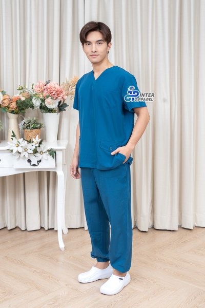 ชุดสครับ คอวี สีเขียวน้ำทะเล ขาจั้ม (เสื้อ + กางเกง) ชุดสครับ คอวี สีเขียวน้ำทะเล ขาจั้ม (เสื้อ + กางเกง)