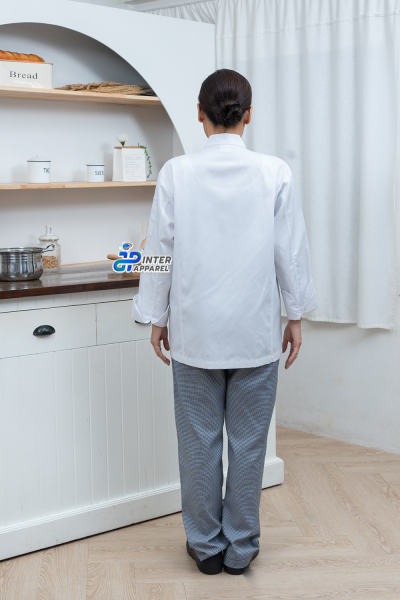 Cross-Collar Long-Sleeve Chef Jacket with Black Piping & Flat Buttons – White Line Signature Cross-Collar Long-Sleeve Chef Jacket with Black Piping & Flat Buttons – White Line Signature