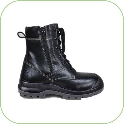 Safety shoes Black Color KWD 912X