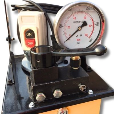 ไฮดรอลิคปั๊มไฟฟ้า 1HP/220V (หัวคู่)  ACT รุ่น ACT-630PE
