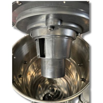 เครื่องดูดฝุ่น 90 ลิตร OKURA รุ่น OK-VC90L