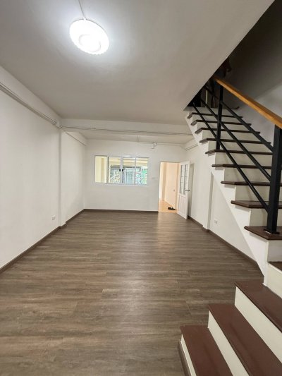 ทาวน์โฮมรีโนเวท ตลาดสมชาย ย่านพระราม 7