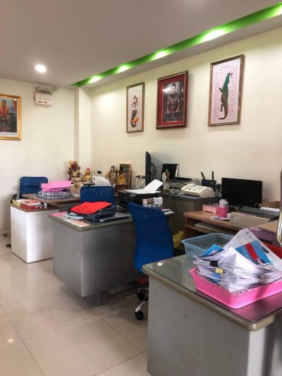 (ด่วน)ขายออฟฟิศพร้อมโกดัง ทำเลศักยภาพ ซอยมิสทีน ถนนราษฎร์พัฒนา #รามคำแหง #มีนบุรี