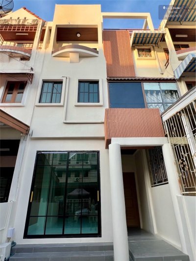 บ้านใหม่ใจกลางลาซาล – สุขุมวิท 105