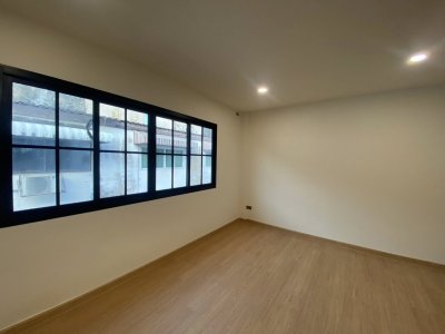 บ้านใหม่ใจกลางลาซาล – สุขุมวิท 105