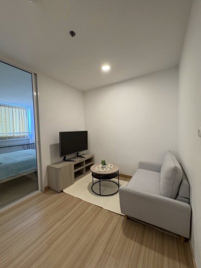 ขายด่วน! คอนโดวิวโค้งน้ำเจ้าพระยา สะพานพระราม 8 Chateau In Town Rama 8 ราคาเพียง 2.25 ล้านบาท (รวมค่าโอน)