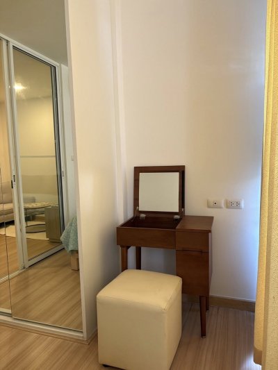 ขายด่วน! คอนโดวิวโค้งน้ำเจ้าพระยา สะพานพระราม 8 Chateau In Town Rama 8 ราคาเพียง 2.25 ล้านบาท (รวมค่าโอน)