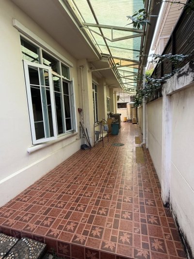 บ้านเดี่ยว 4 นอน 5 น้ำ โครงการ เพอร์เฟค มาสเตอร์พีซ รัตนาธิเบศร์ หน้าโครงการติด MRT ไทรม้า