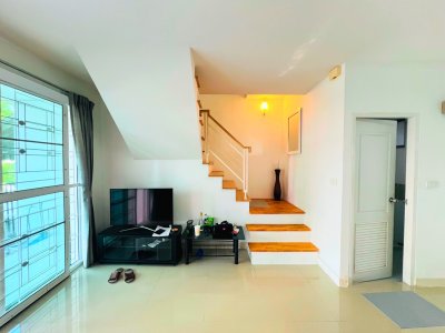 ขายทาวน์เฮาส์ หมู่บ้านพลีโน่ วงแหวน-รามอินทรา ติดสำนักงานเขตคลองสามวา