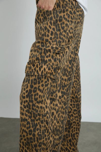 LEOPARD CARGO JEAN