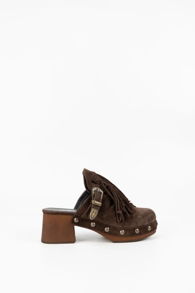 Beatriz Suede Sandals