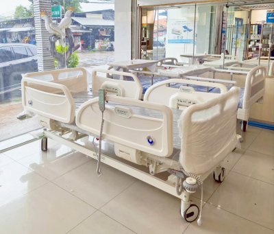 เตียงผู้ป่วยไฟฟ้าราวปีกนก Bewatec  A322 Dewert Motor