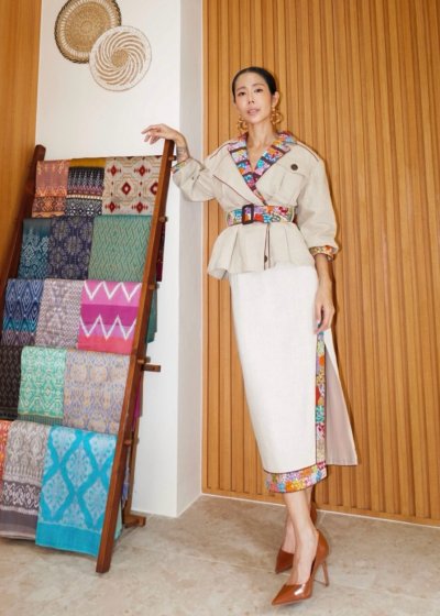 Hand-Embroidered Hemp Set