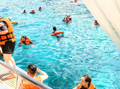 Racha Coral with sunset