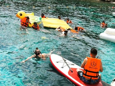 Racha Coral with sunset