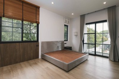 Modern Pool Villa in San Sai