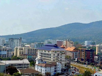 Hillpark 2 Condo, Jed Yod