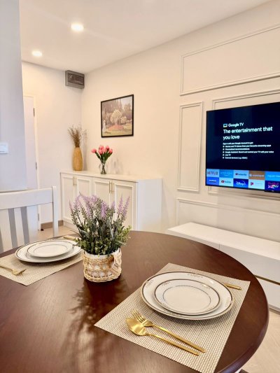 Supanish Condo (Condo with a swimming pool)