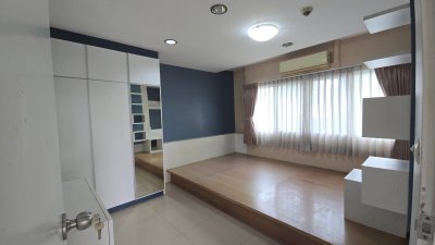 Grand Sirithara Condo