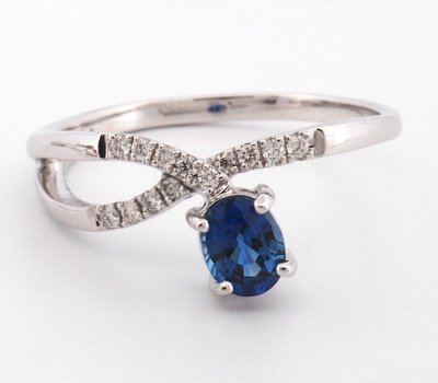 18K Ring White Gold