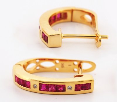 18K Earring Gold