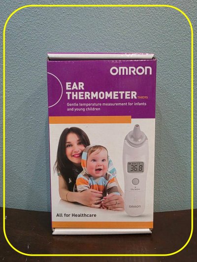เทอร์โมมิเตอร์วัดไข้ทางหู Omron TH839S