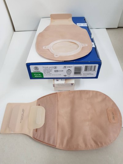 ถุงอุจจาระ Convatec Natura Drainable Pouch ขุ่น มีตัวกรองกลิ่น ระบายแก๊ส 45 mm (416417) (1 ชิ้น)