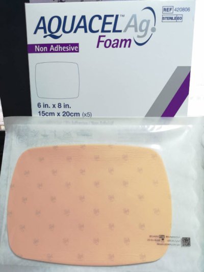Aquacel Ag Foam Non Adhesive 15x20 cm (420806) (1 แผ่น)