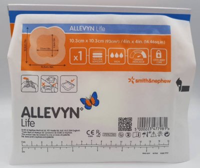 Allevyn Life S 10.3x10.3 cm (1 แผ่น)