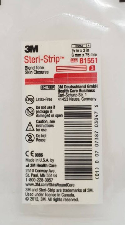3M Steri-Strip Skintone ขนาด 6x75 mm แผ่นเทปสเตอไรด์ สีเนื้อ (B1551)