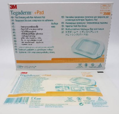3M Tegaderm + Pad 9x10 cm แผ่นเทปใสปิดแผลกันน้ำพร้อมแผ่นซับ [3586] (1 แผ่น)