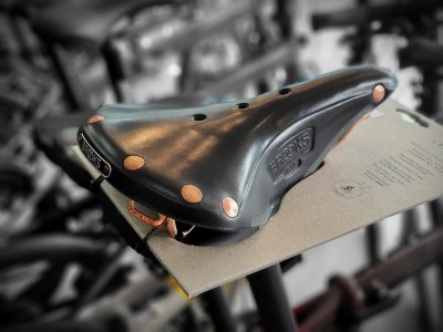 อาน Brooks B17 Special