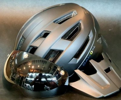 หมวก Dahon Integrated Helmet W/USB Light