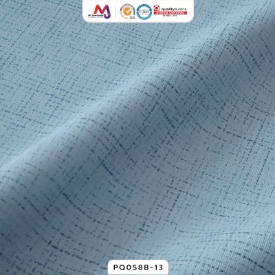 PQ058B หนังเทียม PVC ปั้มลายผ้าลินิน หน้ากว้าง 145±3 ซม. หนา 0.85 ซม.
