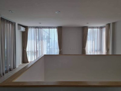 (H2990) For Rent Semi-Detached Househome Office